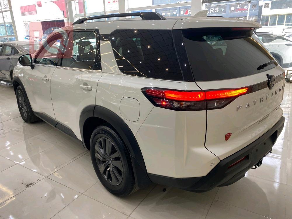 Nissan Pathfinder